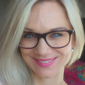 Jana Uhlirova