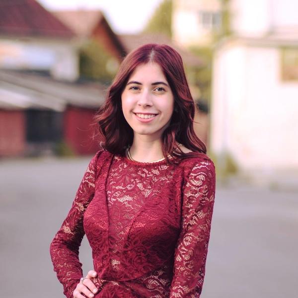 Evelin-Izabella Géczi