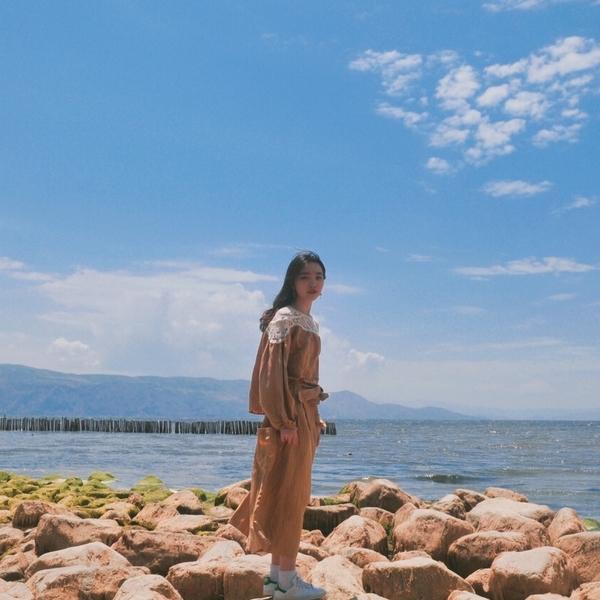Yihan Yang