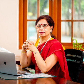 Deepa Kapoor