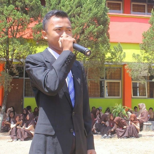 M. Hokidatus Sya'roni