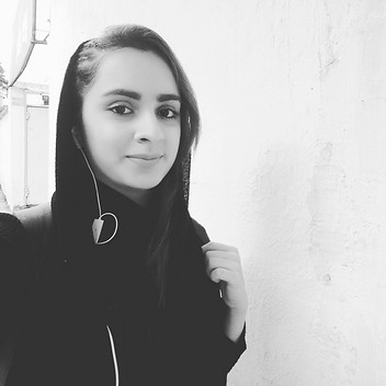 yeganeh mirakhorloo