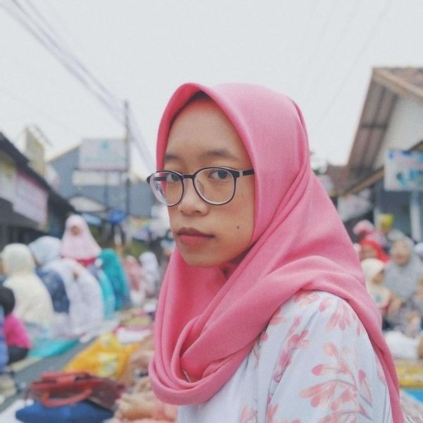 Dhini Wahyu Utami