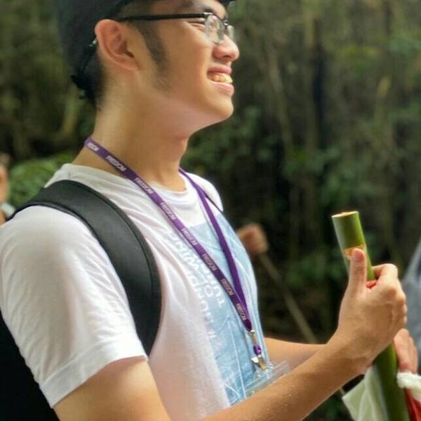 柏陞 Po-Sheng 郭 Kuo