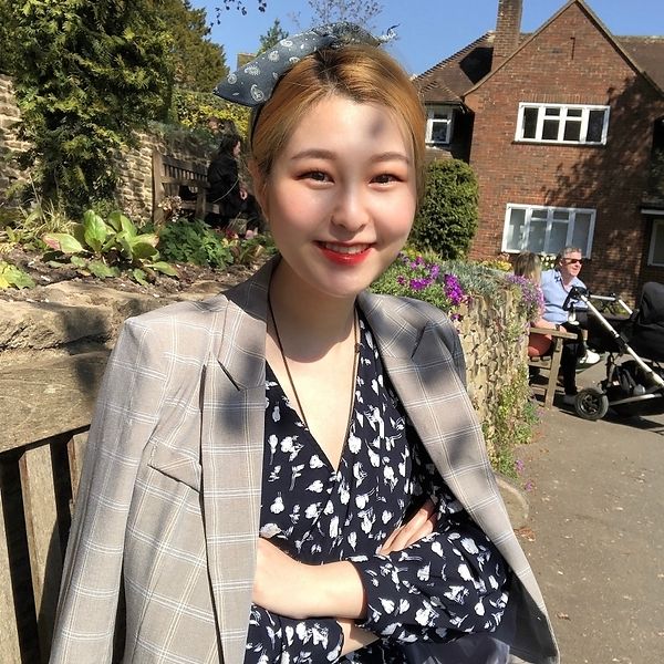Yolanda Fang