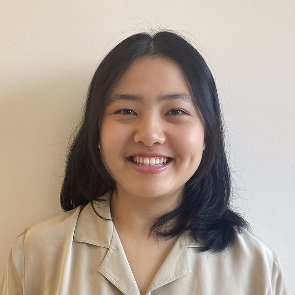 Julia Song