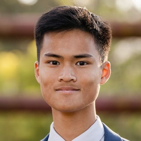Elia Ching