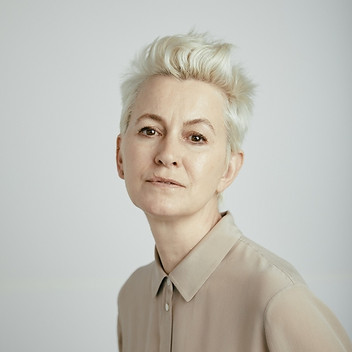 Suzanne Lee