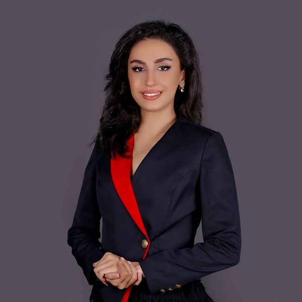 Anahita Kian Nik