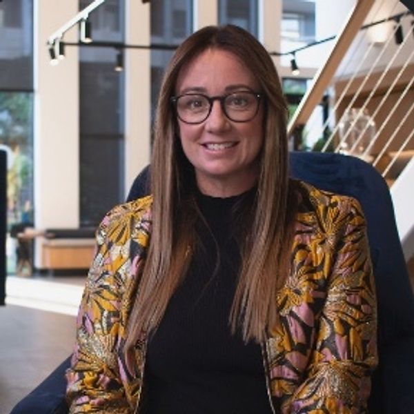 Elana Robertson