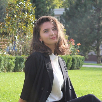 Lolita Tilavova
