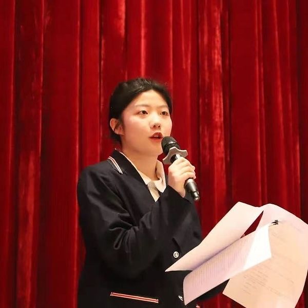 Yawen Tan