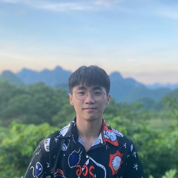 Việt Hoàng