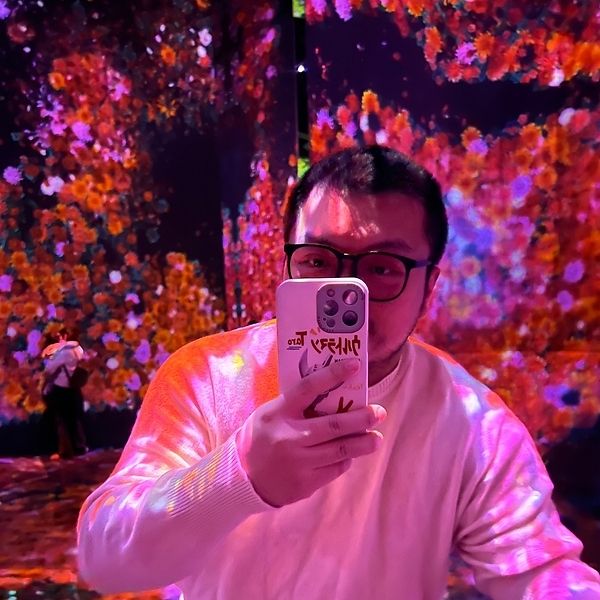 绍东 谢