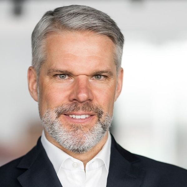 Dan Machacek