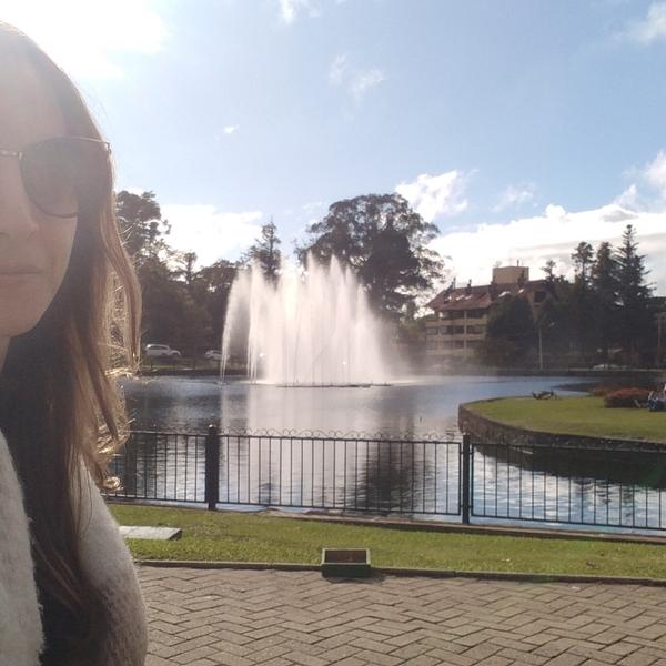 Flávia Tróglio