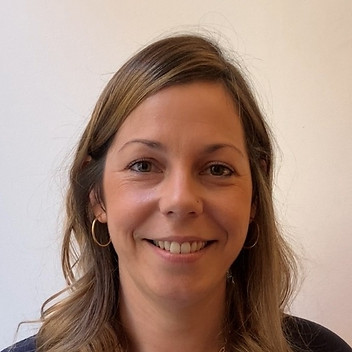 Julie Merian