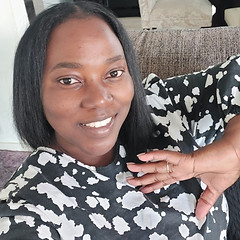 Teziah Manumbu