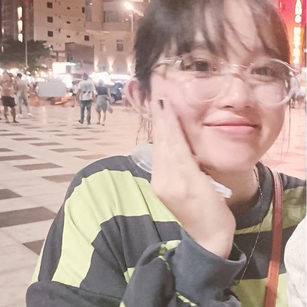 Phương  Uyên