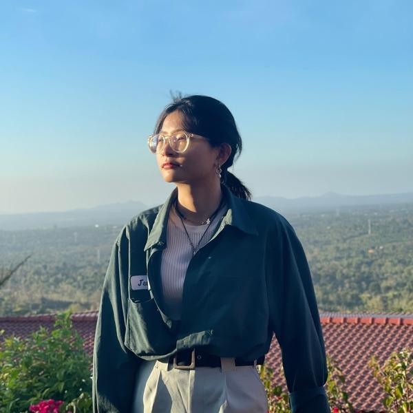 Hằng Nguyễn Thị Thúy