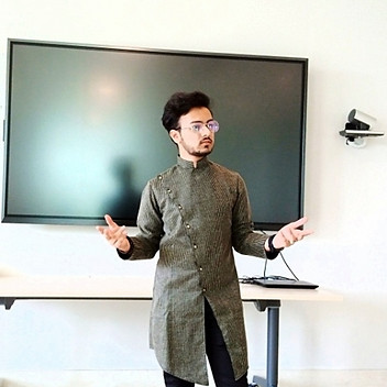 Tarj Vaishnav