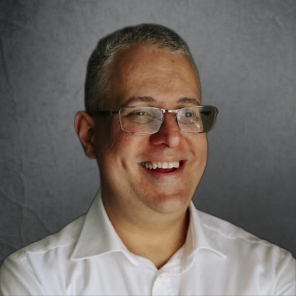 Dr. Felipe Pacca