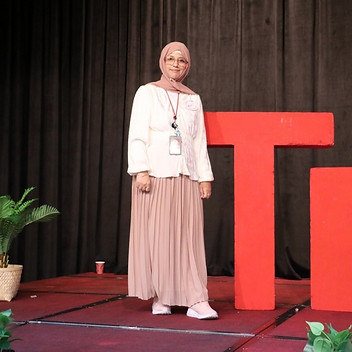 Nadia Iqbal