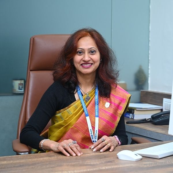 Manisha Saxena