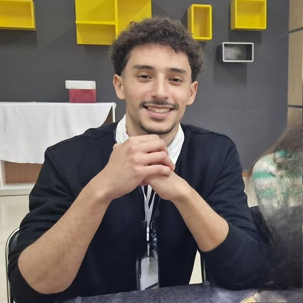 Yanis Bouchenna