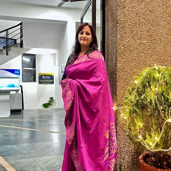 Dr Mansi Madan