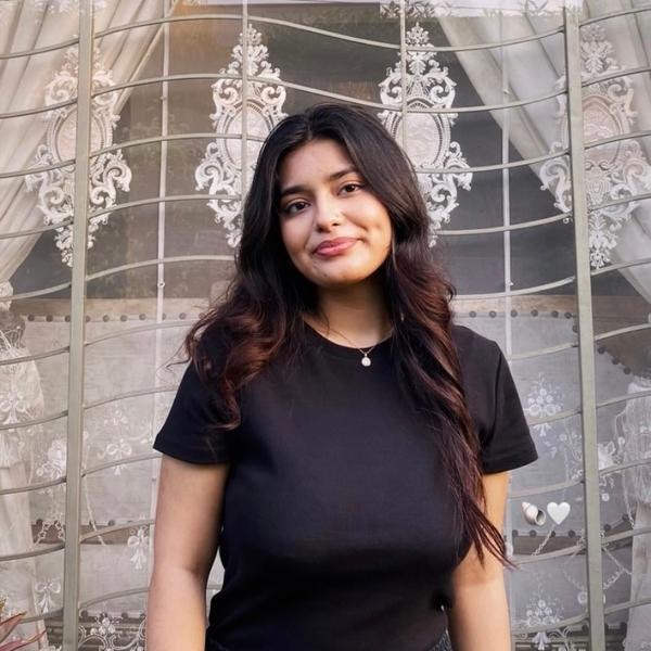 Ashna Khan