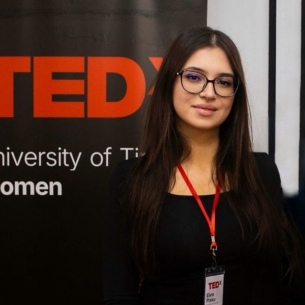 Esra Plaku