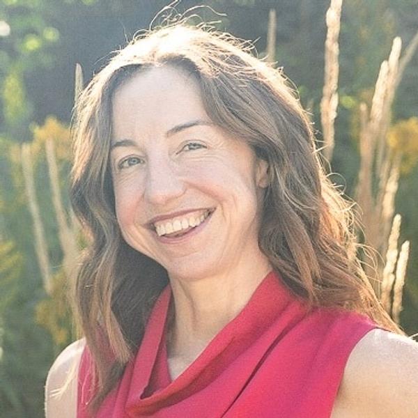 Elizabeth Dunn