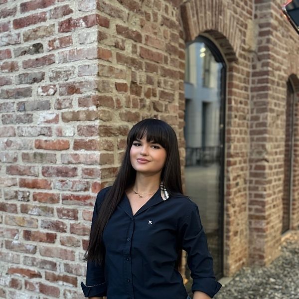 Ana Rusu-Grumăzescu