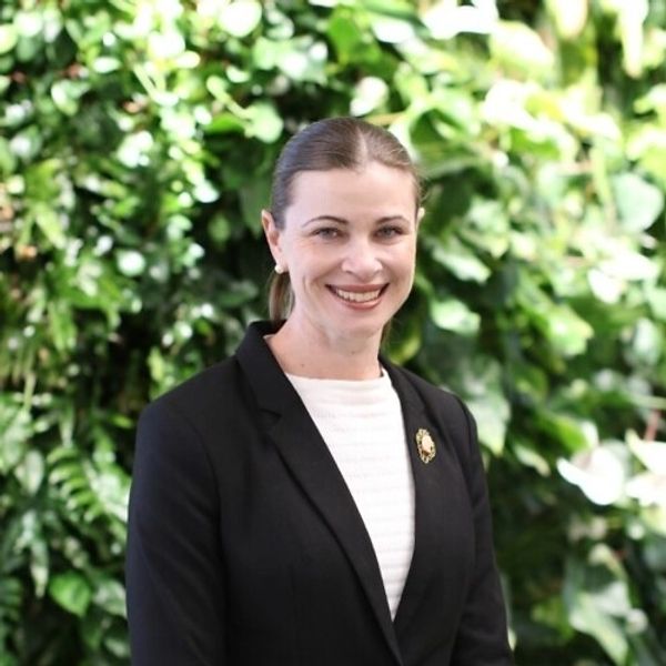 Naomi Lang