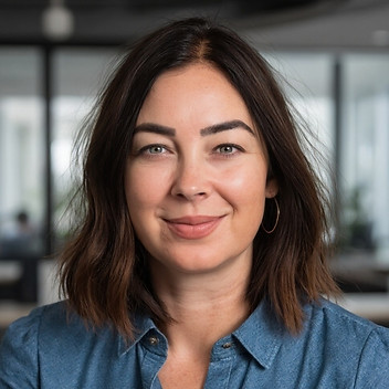Dr Meaghan Thumath