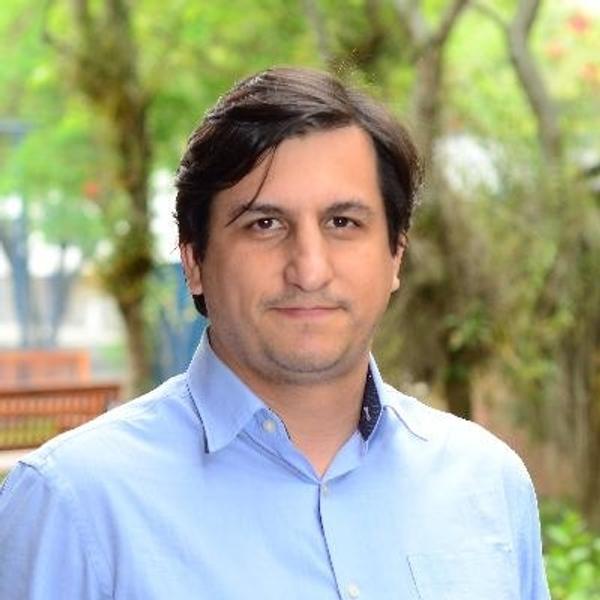 Carlos Júnior
