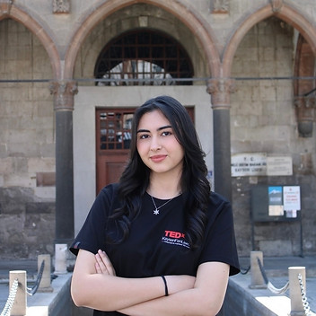 Ayşe Ada Öztürk