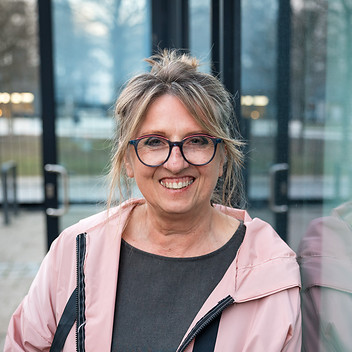 Karola Sakotnik