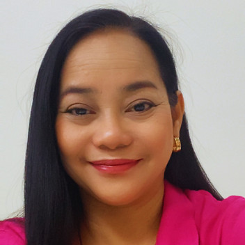 Myrna Angeles