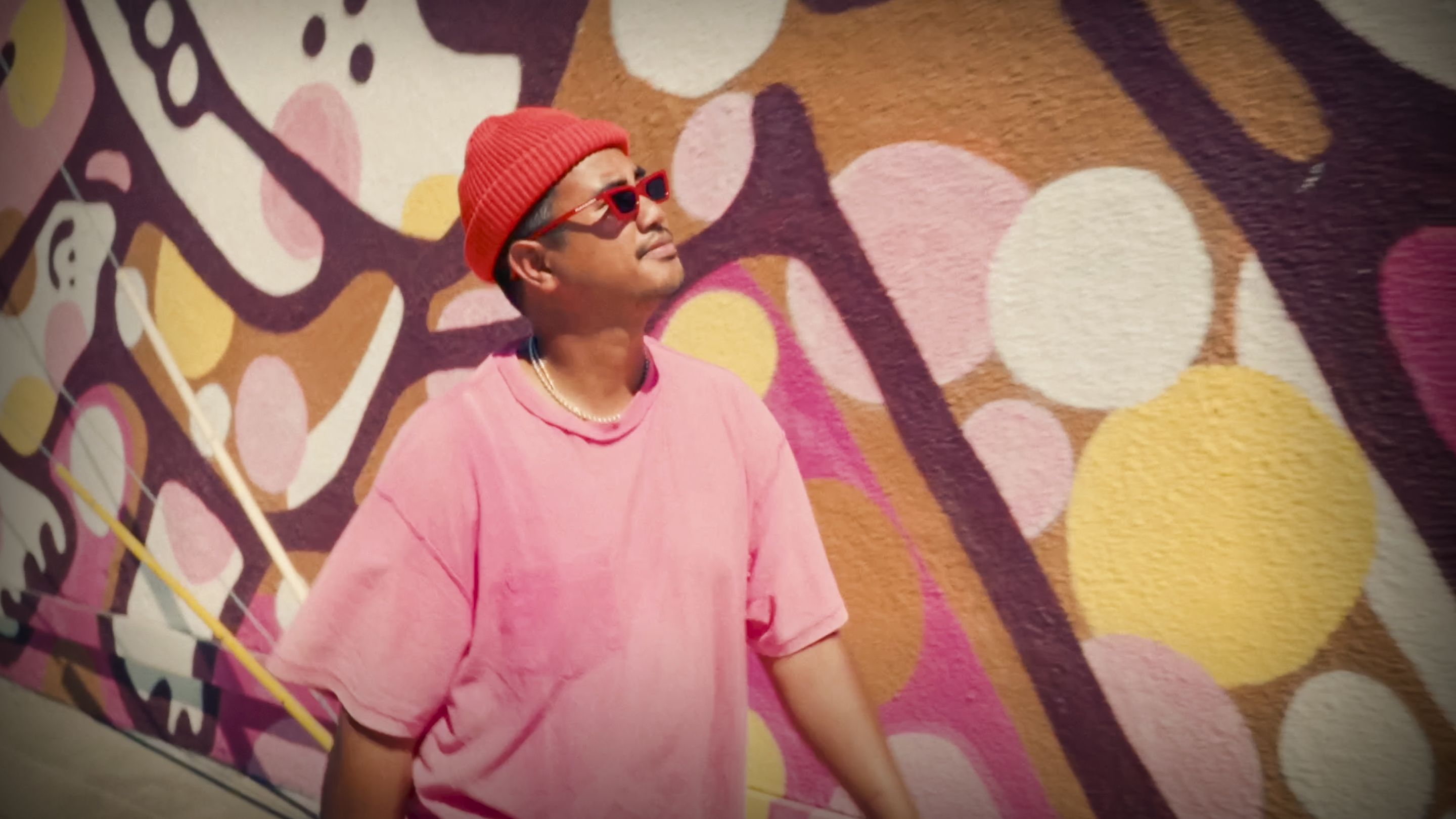 We rise by lifting others