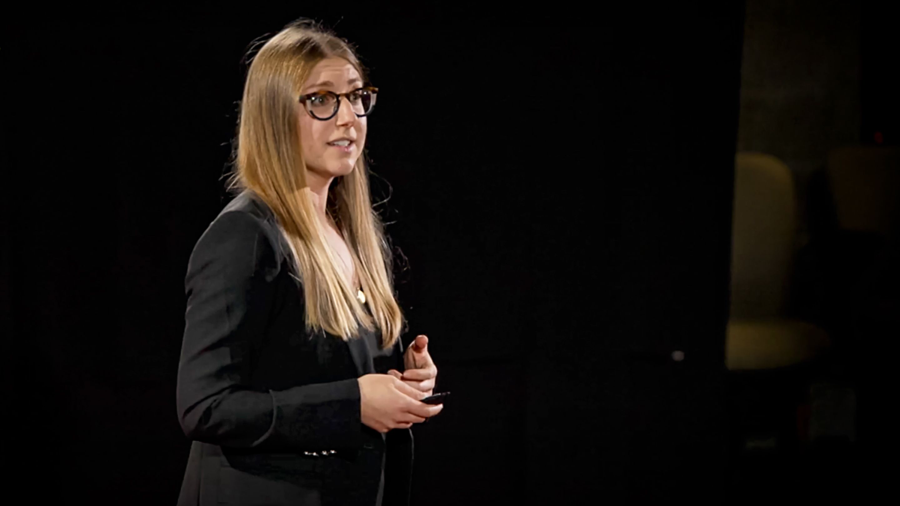 3 simple ways to build stronger relationships at work