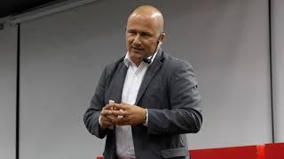 Julio Alberto Ríos Gallego: Sé Extraordinario | TED Talk