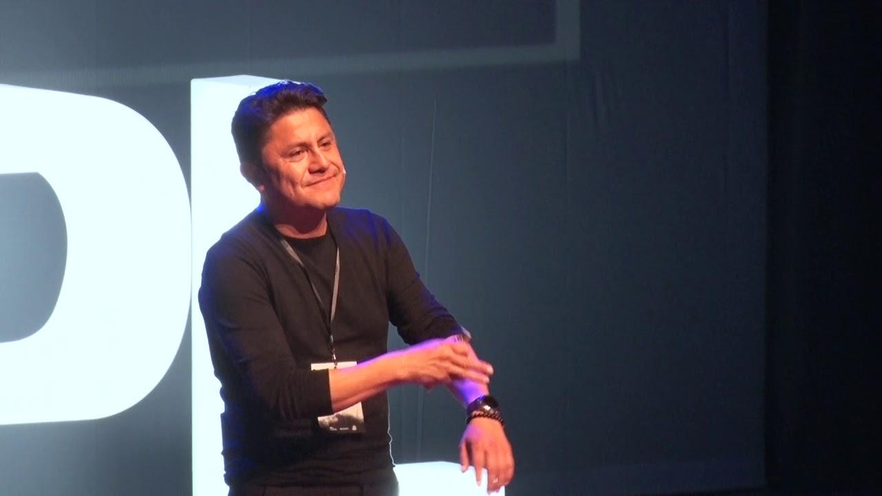 Paúl Torres Reyes: Decidir ser más es trascender | TED Talk