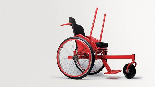 Amos Winter: The cheap all-terrain wheelchair