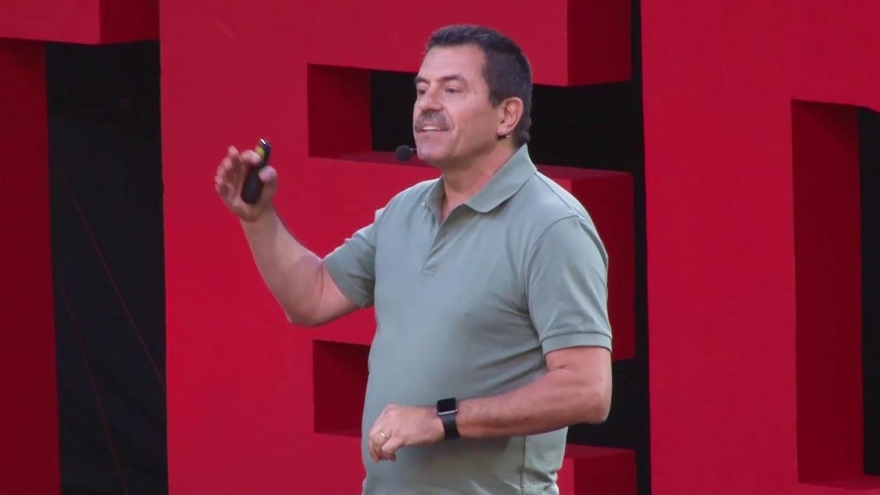 De Estonia a Argentina: el fin de la burocracia en los gobiernos | Gustavo Giorgetti | TEDxRosario