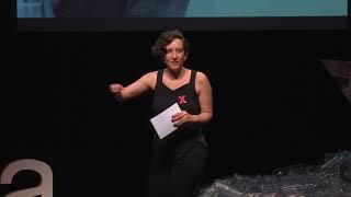 Maria Rodó: Si les dones parem, el món s'atura | TED Talk