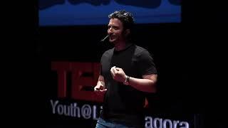 Nicola Palmieri: L'adolescenza fa schifo | TED Talk
