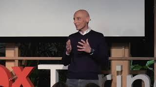 Alessandro Invernizzi: Perché essere felici | TED Talk