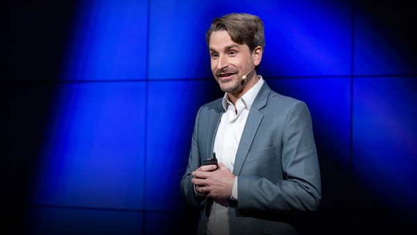 Finn Lützow-Holm Myrstad: How tech companies deceive you into giving up your data and privacy